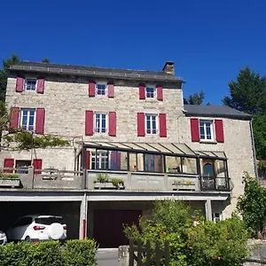 la-pierre-pointue.midi-pyreneeshotels.com/
