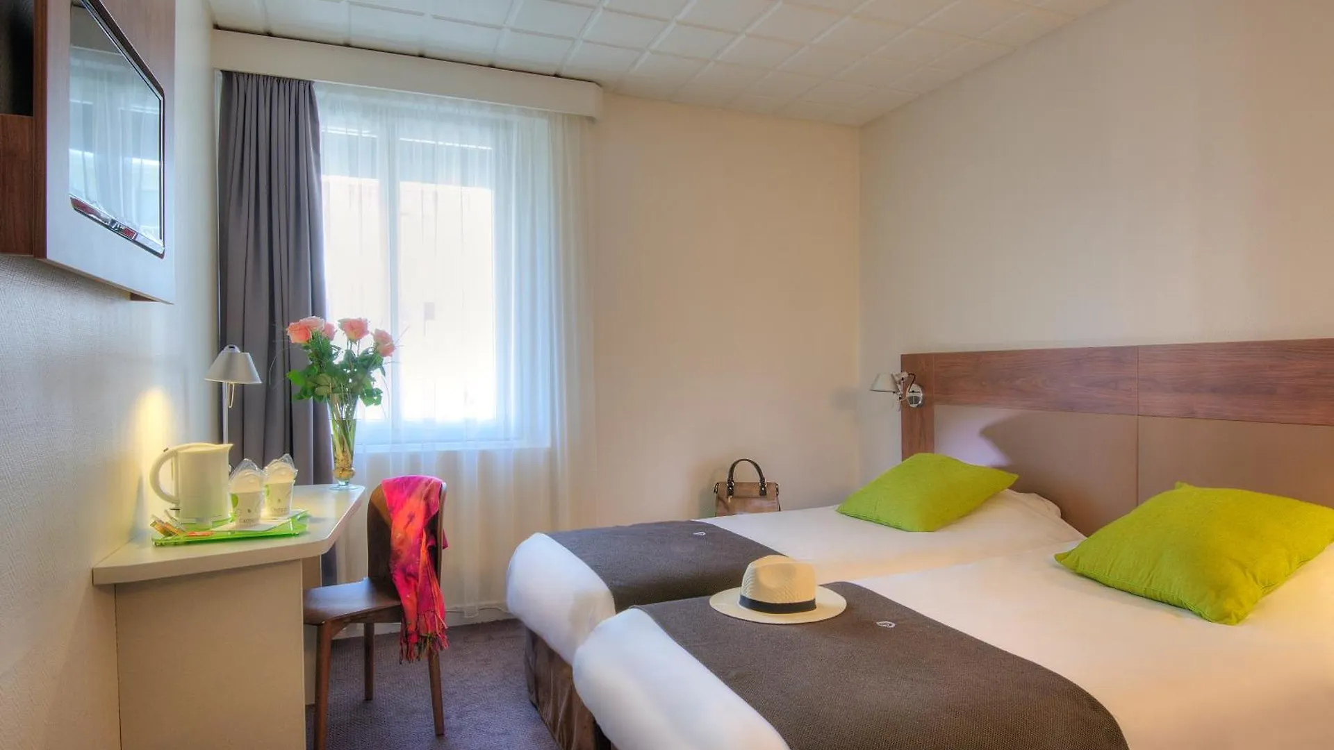 Campanile Annecy Centre - Gare Hotel