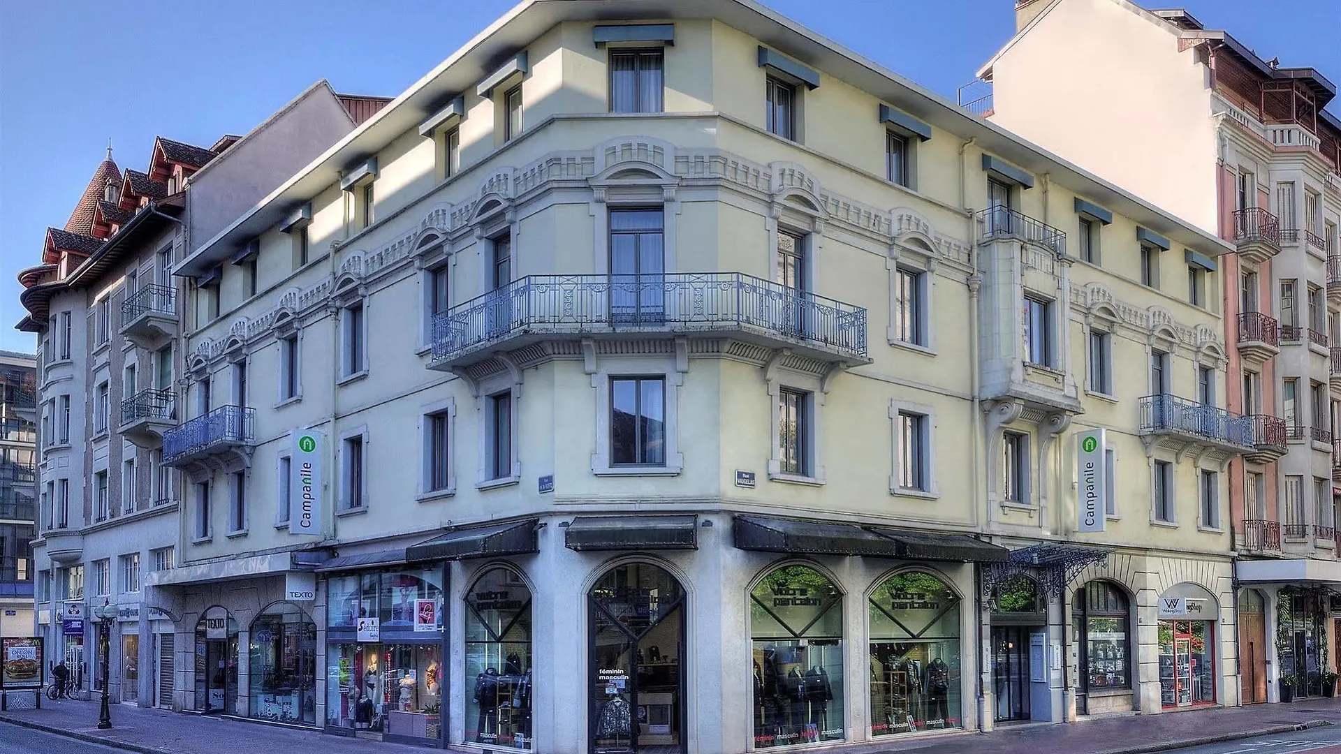 Campanile Annecy Centre - Gare Hotel